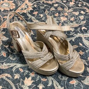 Steve Madden Metallic Gold Platform Heels